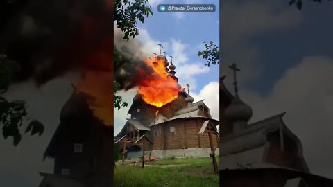 The Russians destroy a Church in Ukraine, the unidentified location