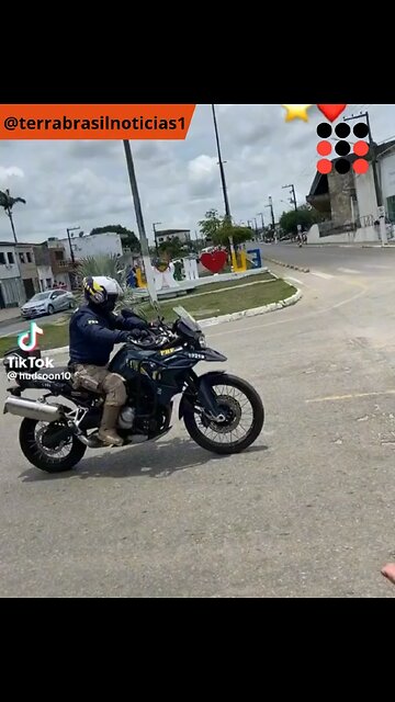 Popularidade: Lula chega na cidade de Maruim/SE, é recepcionado por meia dúzia e vira piada