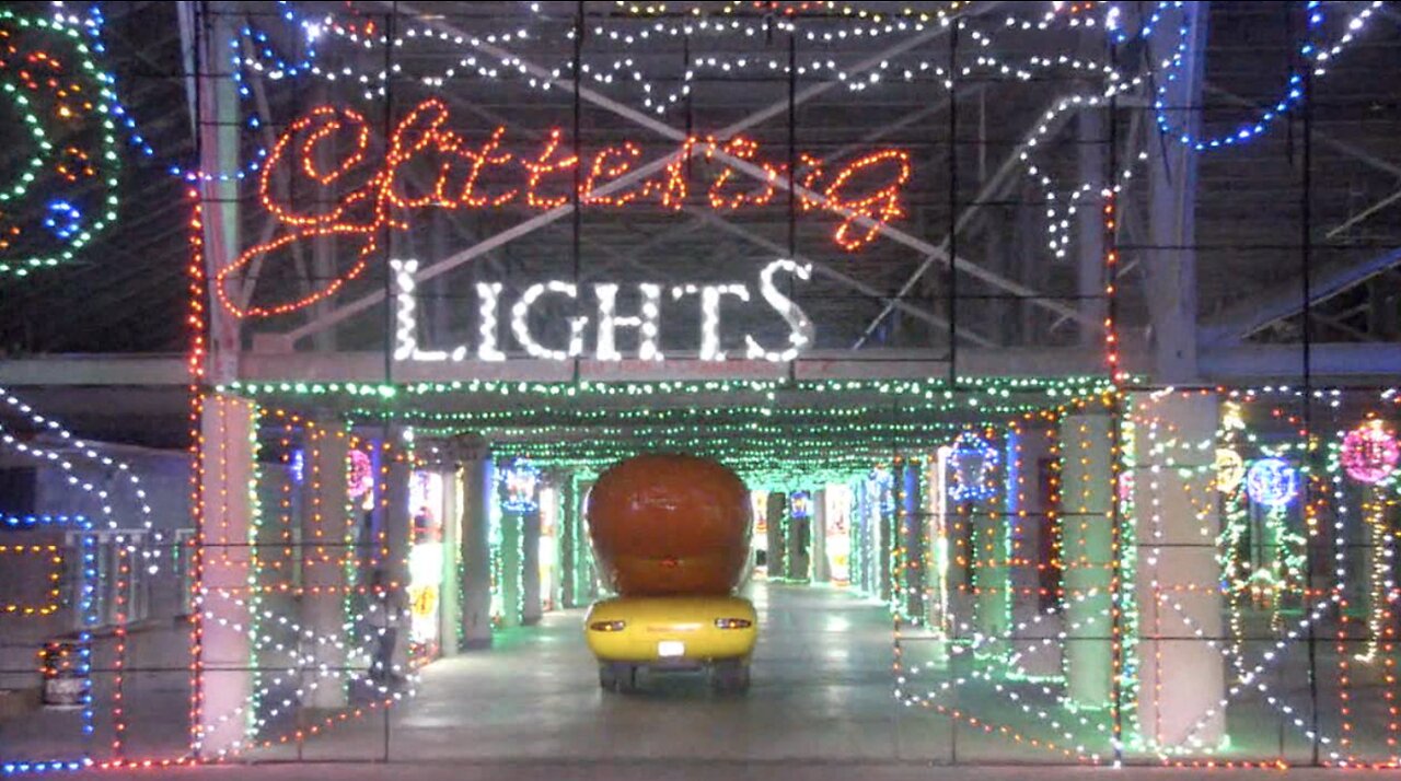 Glittering Lights returns to the Las Vegas Motor Speedway on November 10th