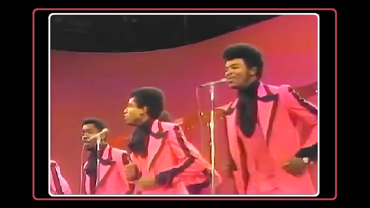 >> The Temptations ... • Papa Was A Rolling Stone • ... (1972) -Soul Train-