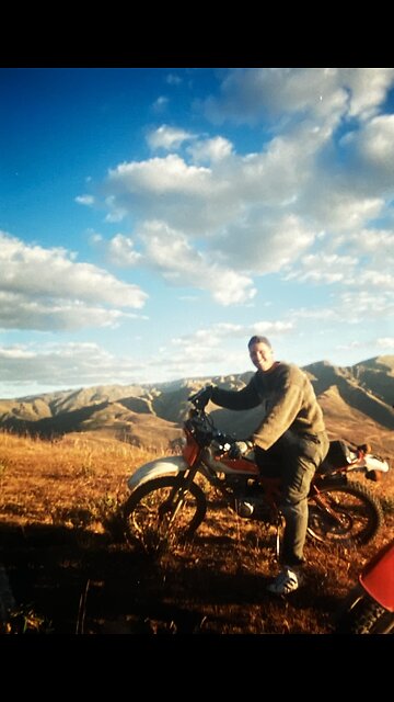 Chem Trailing on a Beautiful NFla day.