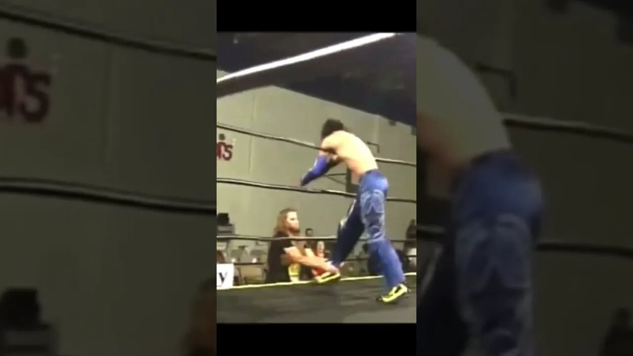 VICIOUS CLOTHESLINE DELIVERED TO OPPONENT