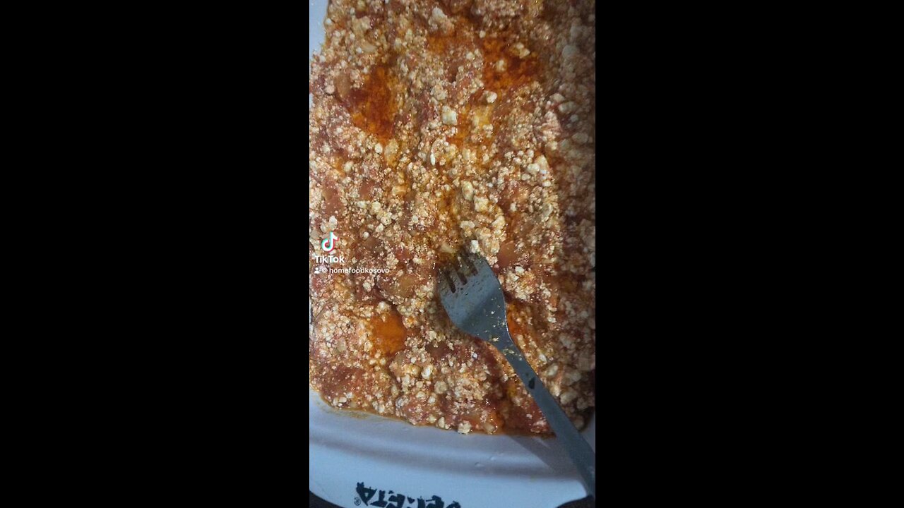 Peppers 🌶 with white sos very delicious 🤤 🤙