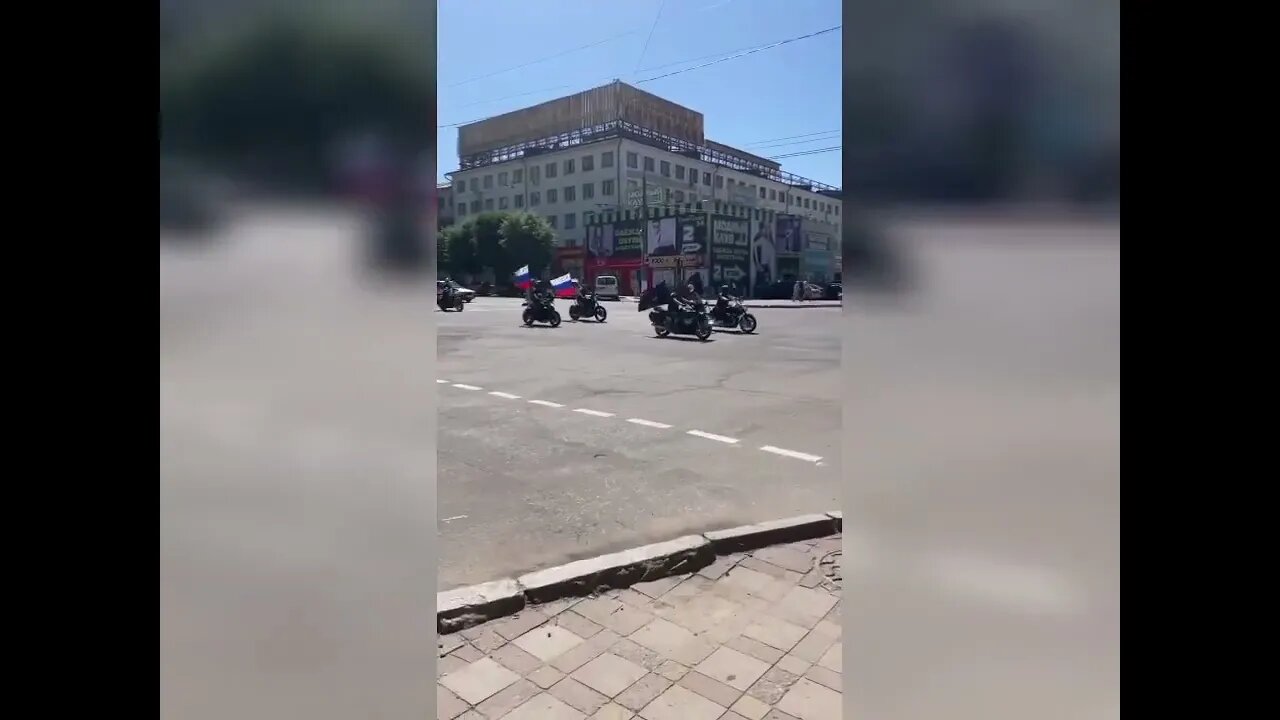 🇷🇺 In Luhansk, Hundreds Of Vehicles Took Part In The Rally On The Eve Of The Day Of Russia!