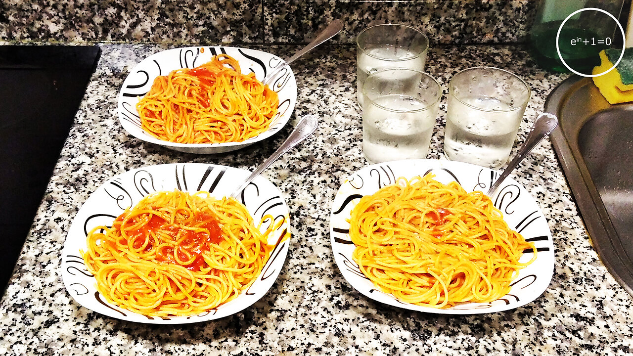 +11 001/004 008/013 001/007 spaghetti with fried tomato sauce dialectical veganism autumn +11ME 008