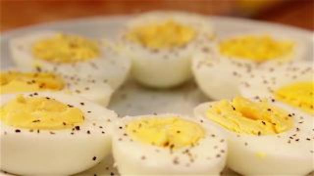 How to Make Perfect Hard Boiled Eggs