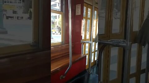 White car 1 headlight. Y'all probably couldn't see it that good.