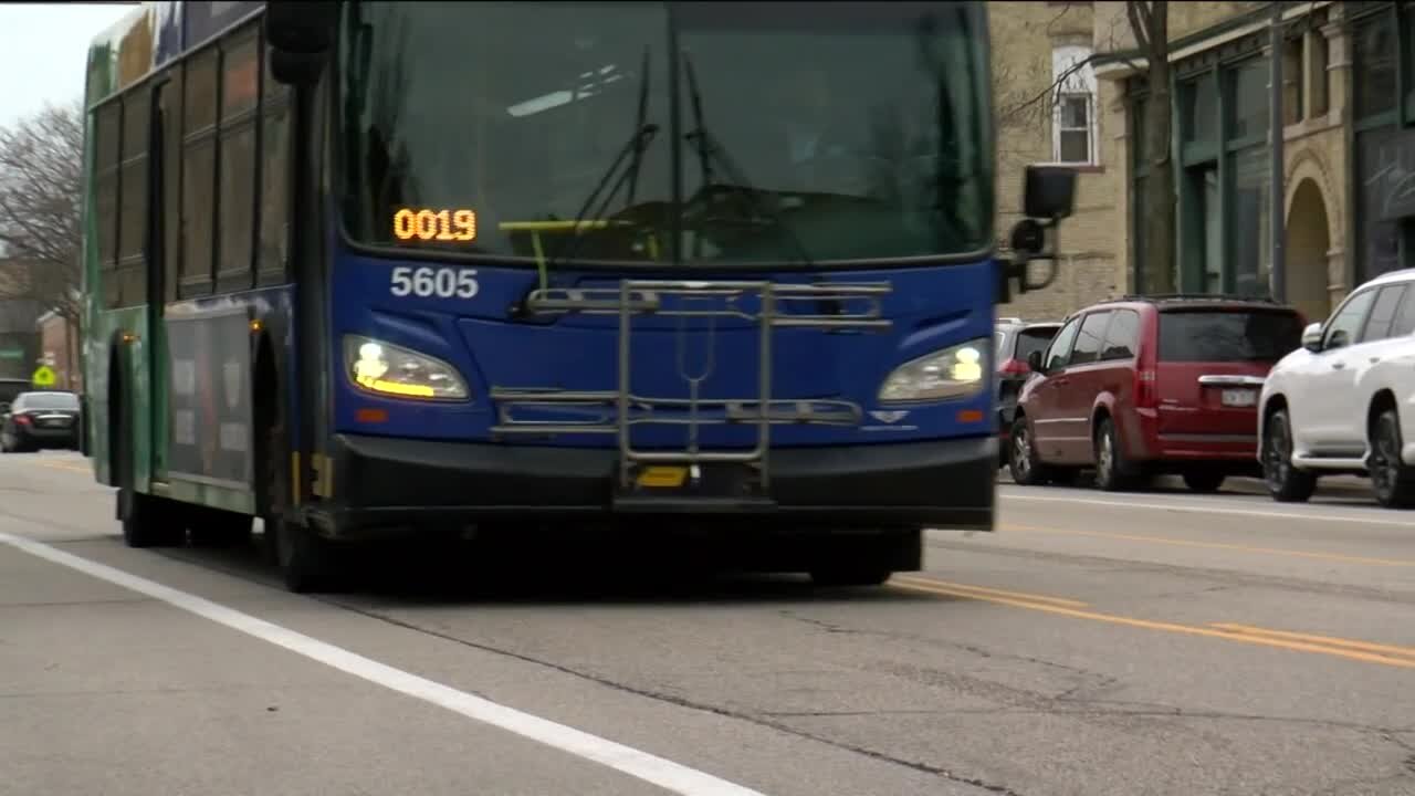 MPS students and MCTS riders react to reinstated mask mandate after one-day respite