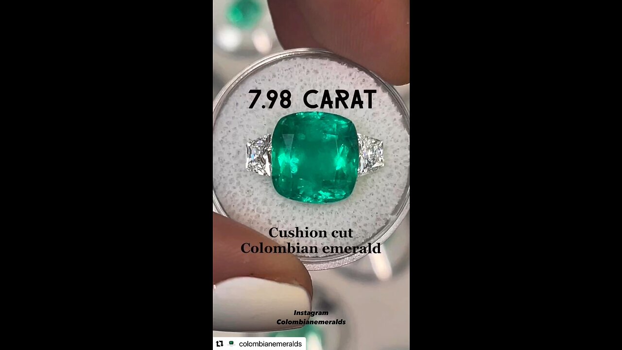 How much is a fine quality 7 carat loose emerald gemstone worth? Information and pricing