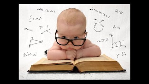 10 Signs That Your Baby Is Super Smart - Happy Mom