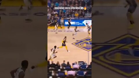 Draymond Green with spin move