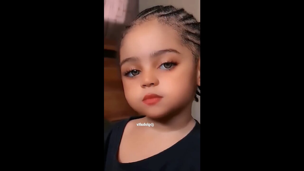 Cute Viral Girl- ba bu bu bu bu sha la la,