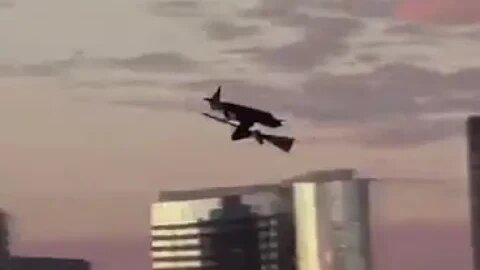 BREAKING: Pelosi seen flying over Taiwan. Stunning footage