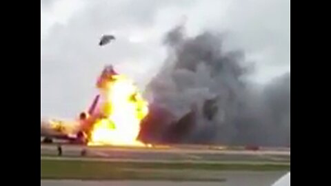 FedEx Airplane Fire (WARNING: Graphic Language)