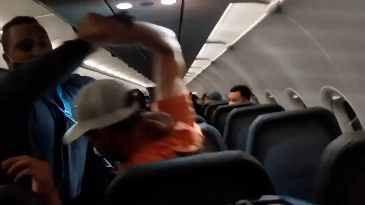 Entitled Rich Psycho LOSES IT On Plane