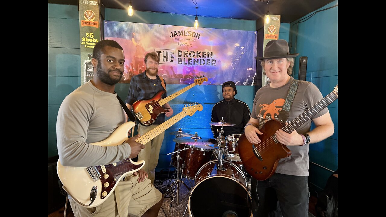 THV Covers "Cissy Strut" at the Broken Blender