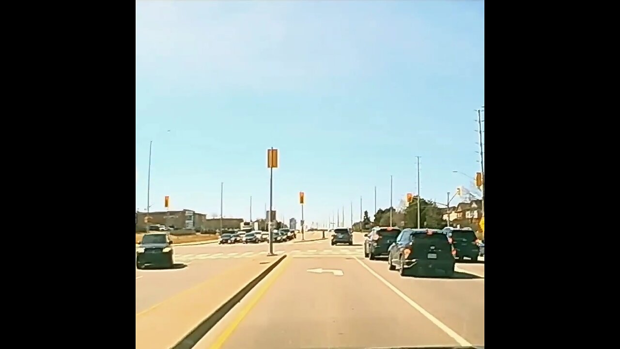 Car runs red light In Brampton