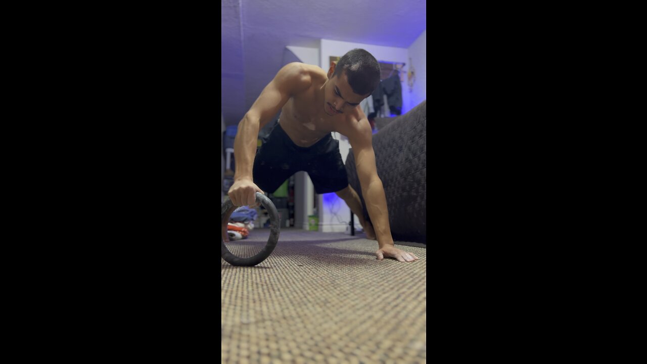 1arm push up on a ring