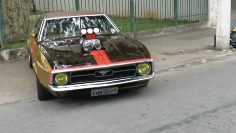 Mustang no evento em Osasco. lindo carro...