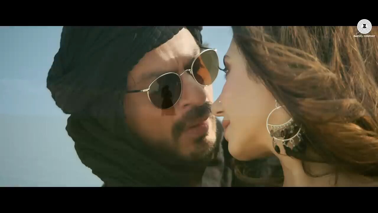 Zaalima _ Raees _ Shah Rukh Khan _ Mahira Khan _ Arijit Singh _ Harshdeep Kaur _ JAM8 _ Pritam