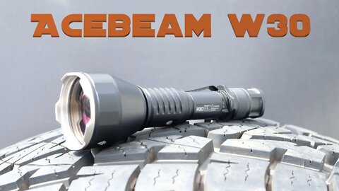 CRAZY FLASHLIGHT!!! Acebeam W30 Unboxing, Test, And Overview