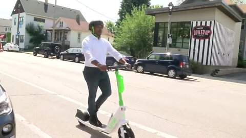 VIDEO: Milwaukee mayor glides away on new e-scooter