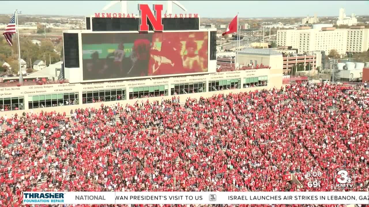 Huskers' Memorial Stadium renovation a step closer to reality