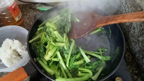 爆炒菜心，空心菜，还有米饭🍚，啤酒🍺，暴力煮夫的超级美味