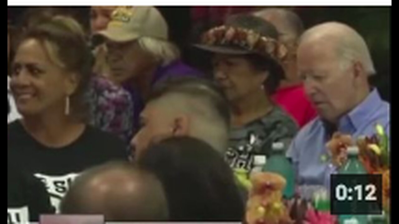 Biden appears to fall asleep during his meeting with victims of the Maui fires in Hawaii