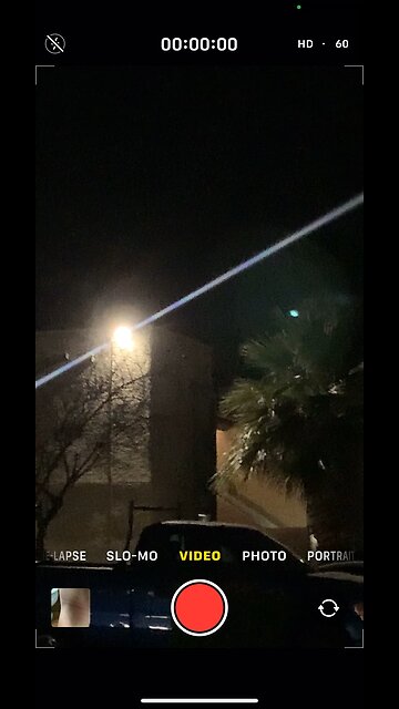 What’s with the quasar look on this light?