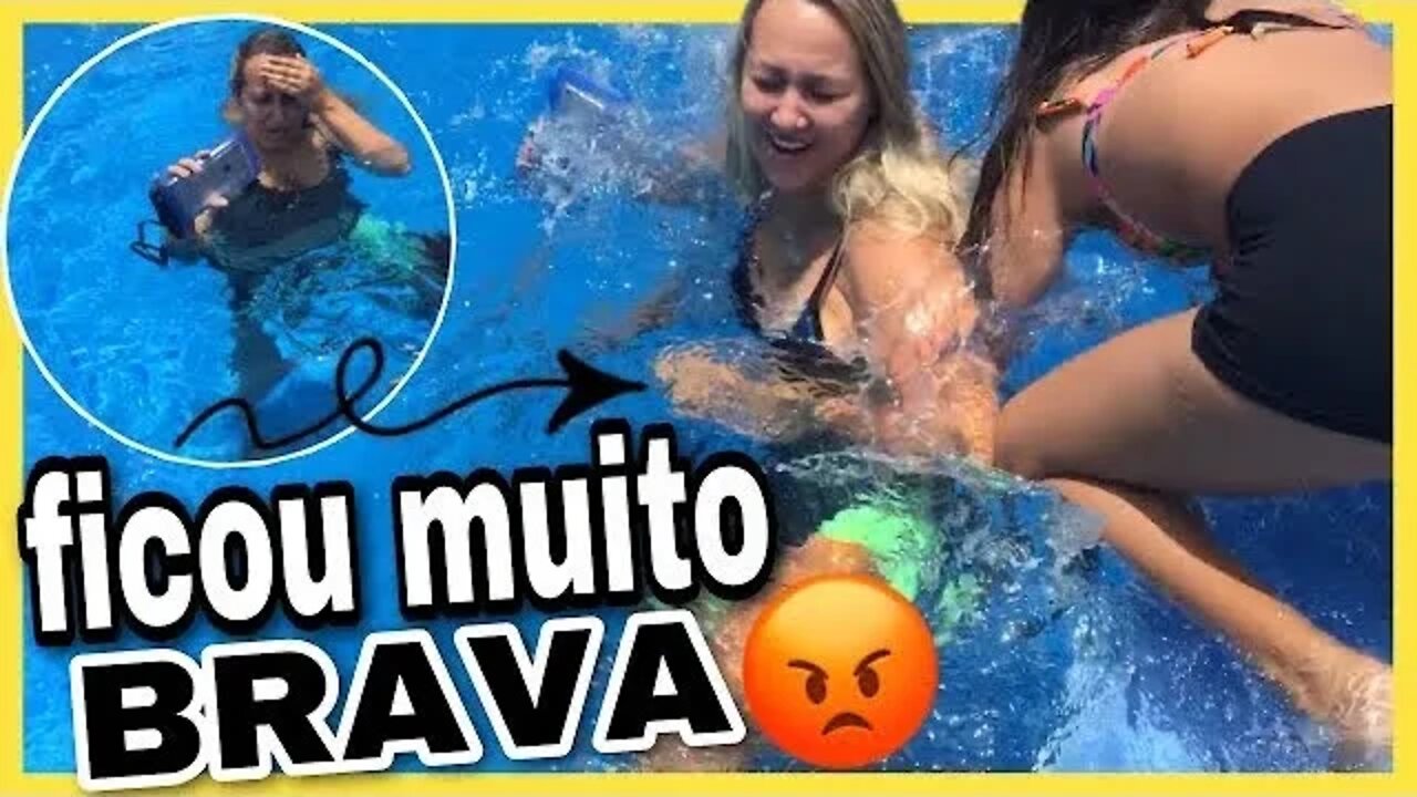 DESAFIO DA PISCINA / MINHA MÃE TA MUITO BRAVO COM A GENTE