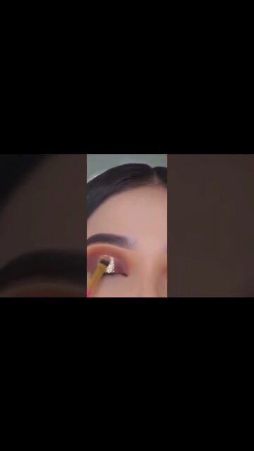 #makeupartist #makeupbeauty #makeuplooks #makeuplover #makeupideas #shorts #eyemakeup #eyeliner