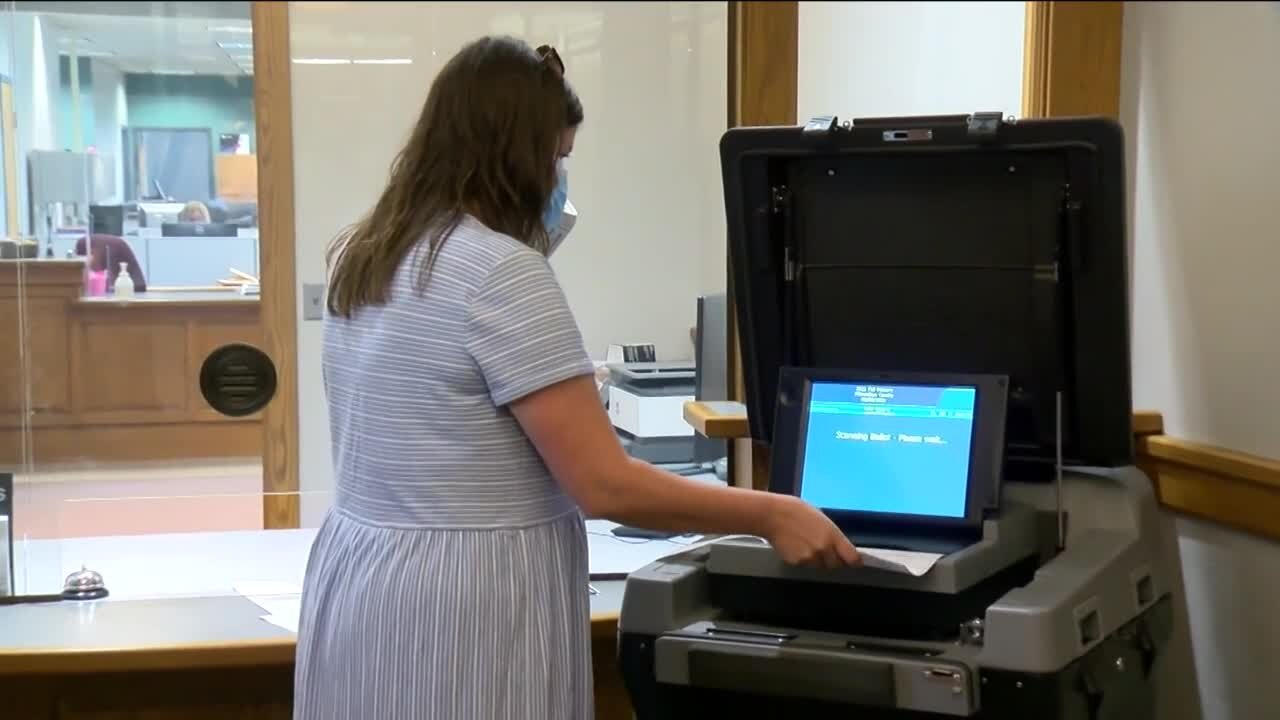 Testing Milwaukee's voting machines before primary