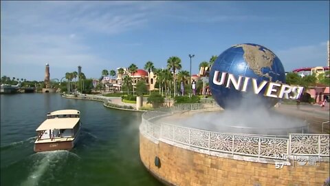 Universal Orlando changes COVID-19 vaccine, testing policy for team members