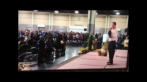 Alimento de vida. Padre Luis Toro