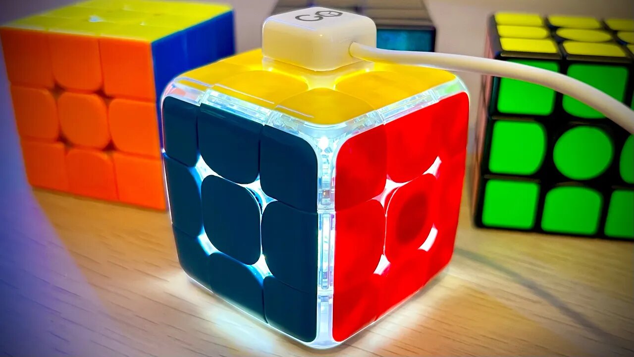 This Rubik’s Cube tracks your moves…