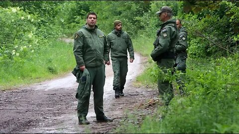 Vojska i policija blokirale su cestu koja vodi mjesta pada aviona