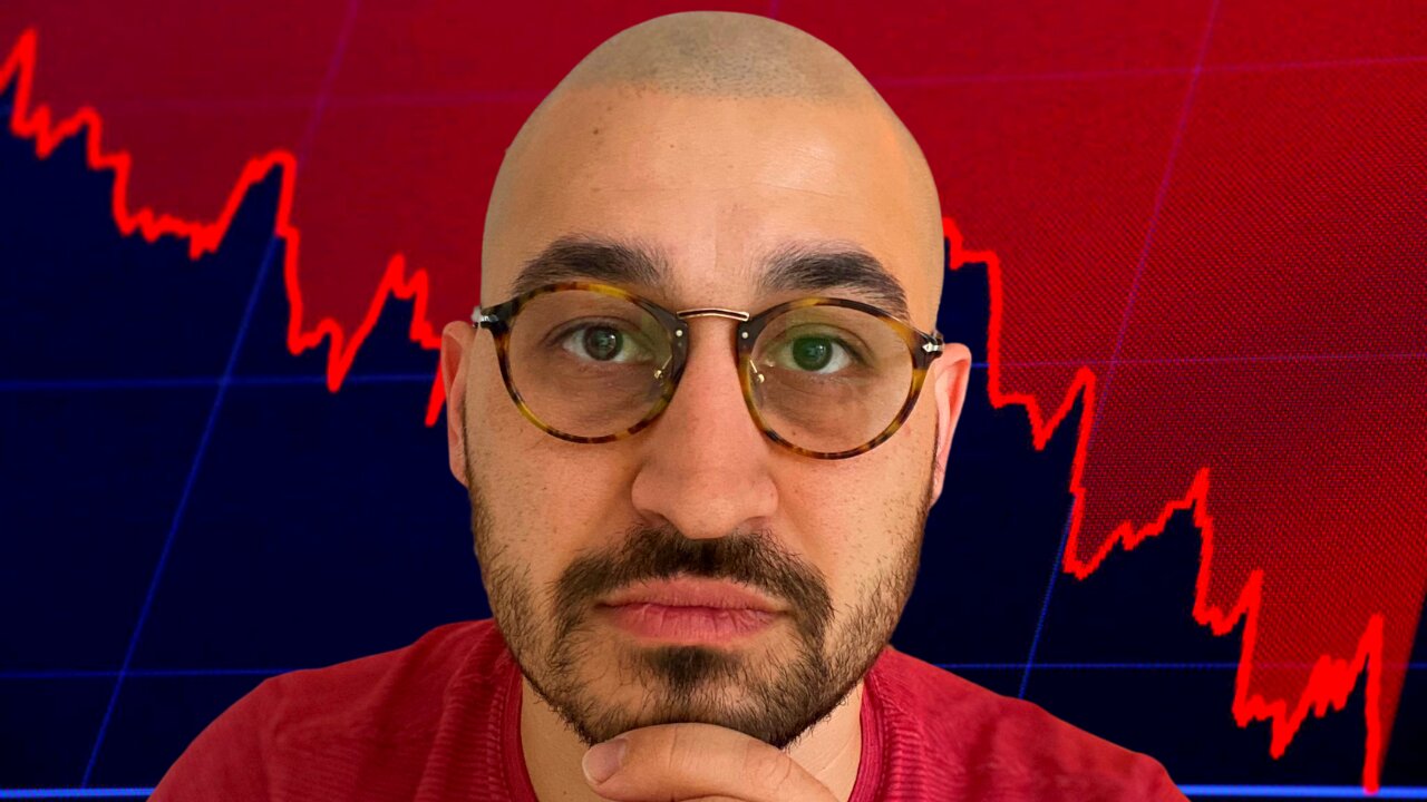 The World's Richest CASHED OUT $170 BILLION *just* Before the Market Meltdown