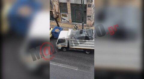 Την έκανε πάλι τη βλακεία ο "Βλαχοδήμαρχος Αθηνών"