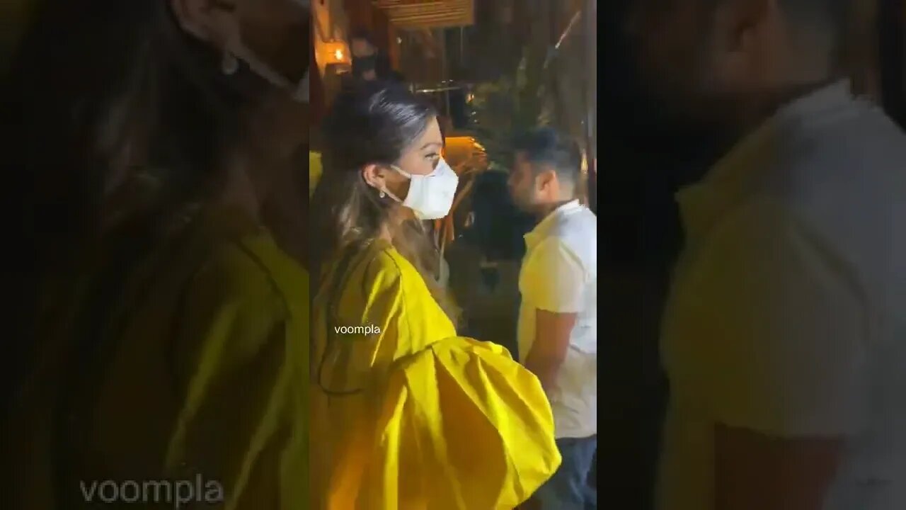 Spotted leaving after dinner in worli! 💜 #shorts #bollywood #sonamkapoor