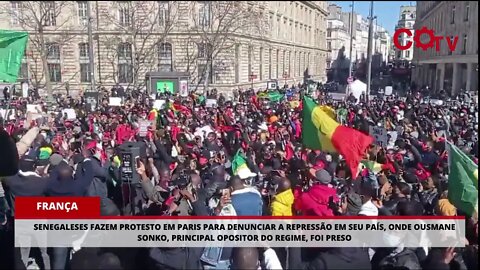 Senegaleses fazem protesto em Paris para denunciar a repressão em seu país