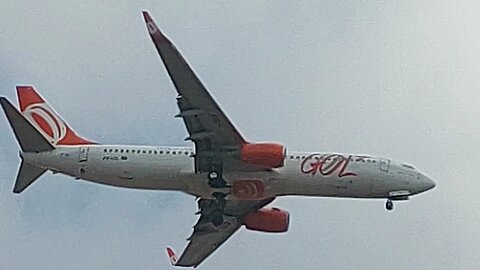 Boeing 737-800 PR-GTL en provenance de Manaus à Fortaleza