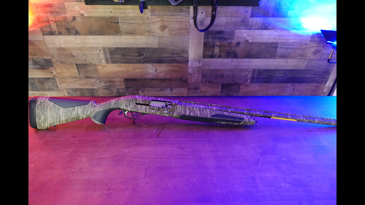 Browning Maxus II Mossy Oak Bottomland 12 Ga 28" Barrel 3.5" Chamber