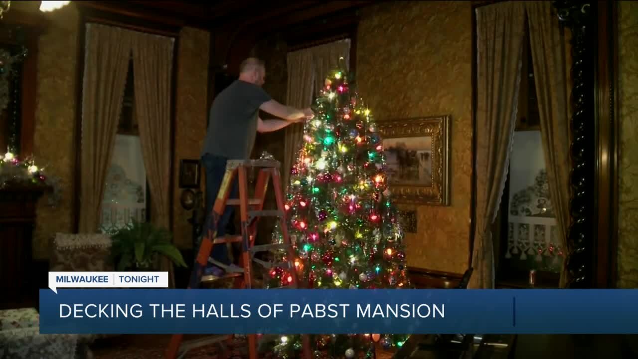 Pabst Mansion prepares for holiday season