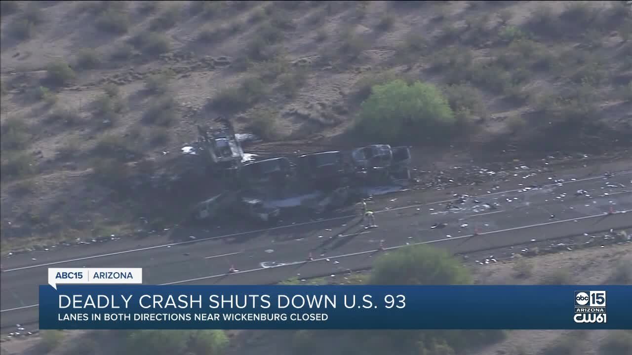 Crash shuts down US93 near Wickenburg