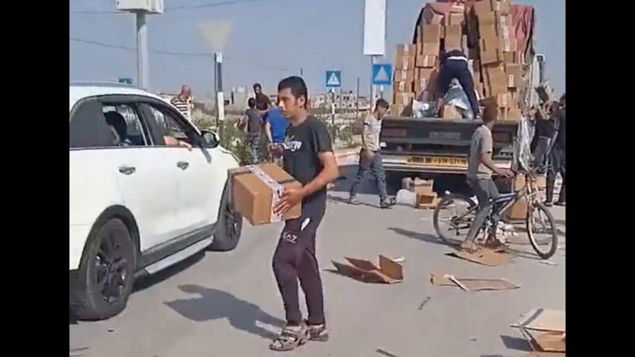 Russia Just Sent A Ton Of Food To The Palestinians… It's All Old And Way Past Their Expiration Dates