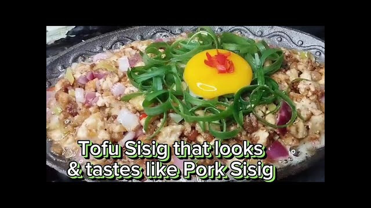 SIZZLING TOFU/TOKWA SISIG W/ EGG THAT LOOKS & TASTES LIKE YUMMY PORK SISIG. VERY BUDGET FRIENDLY TOO