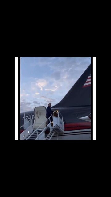 TRUMP❤️🇺🇸🥇FLY EVERYWHERE ON MAGA🤍🇺🇸TRUMP FORCE ONE💙🇺🇸🛫🏅⭐️