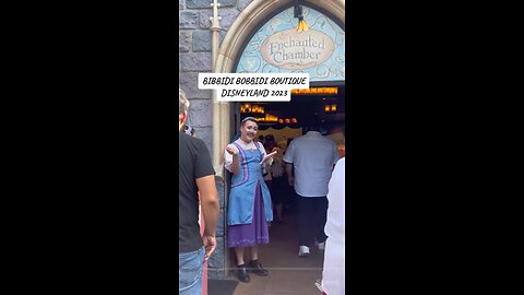 Disney Hires Man In Dress to Greet Girls At Disneyland