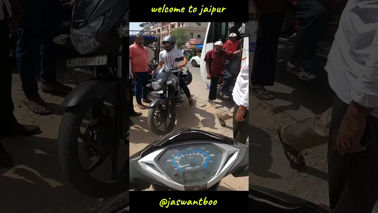 jaipur m aisa hi hota hai #shorts #motovlog #jaswantboo
